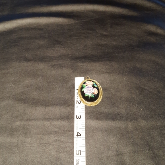 Vintage Pendant & Earring Set - Picture 6 of 10